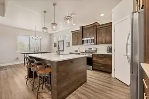 3215 S Sandstone Dr W, Hurricane, UT 84737 - Photo 14