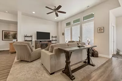 3215 S Sandstone Dr W, Hurricane, UT 84737 - Photo 10