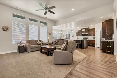 3215 S Sandstone Dr W, Hurricane, UT 84737 - Photo 8