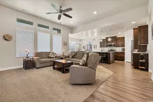 3215 S Sandstone Dr W, Hurricane, UT 84737 - Photo 8