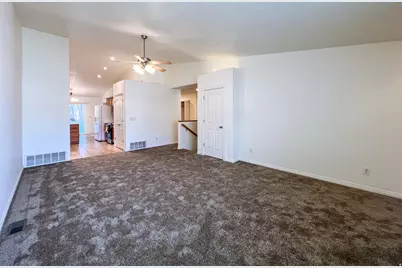 527 W 1450 N, Orem, UT 84057 - Photo 2