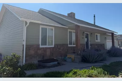180 N Sage Ln, Loa, UT 84747 - Photo 1