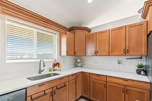 180 N Sage Ln, Loa, UT 84747 - Photo 18
