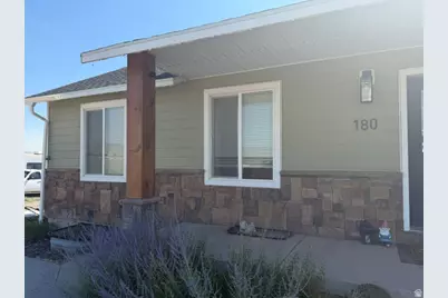 180 N Sage Ln, Loa, UT 84747 - Photo 4