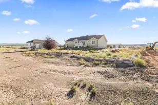 180 N Sage Ln, Loa, UT 84747 - Photo 50