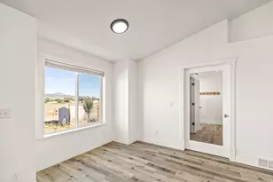 180 N Sage Ln, Loa, UT 84747 - Photo 10
