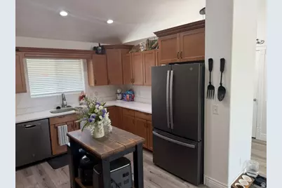 180 N Sage Ln, Loa, UT 84747 - Photo 14