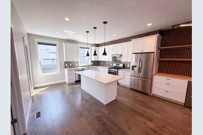 10452 S Sage Canal Way, Sandy, UT 84070 - Photo 2