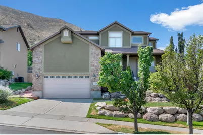 236 E Summer Leaf Dr S, Draper, UT 84020 - Photo 2