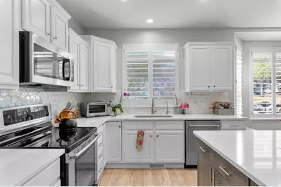 236 E Summer Leaf Dr S, Draper, UT 84020 - Photo 14
