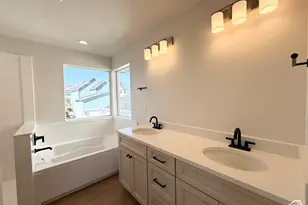 7628 S Clipper Hill Rd W, West Jordan, UT 84081 - Photo 14
