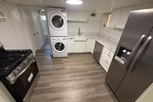359 E 900 S, Salt Lake City, UT 84111 - Photo 4