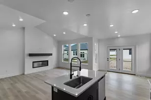 195 E 690 N, Providence, UT 84332 - Photo 8