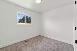 864 W 530 N, Orem, UT 84057 - Photo 12