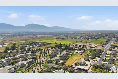 3445 W Bridlewood N, Plain City, UT 84404 - Photo 12