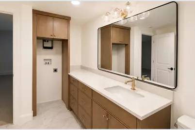 997 N 1560 E #60, Orem, UT 84097 - Photo 38