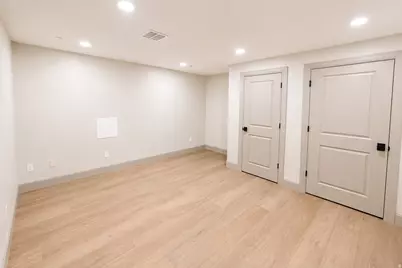 997 N 1560 E #60, Orem, UT 84097 - Photo 32