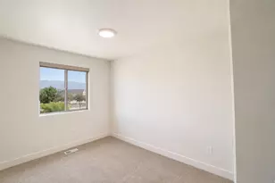149 W Harvest Village Ln, Saratoga Springs, UT 84045 - Photo 12