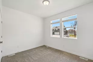 1611 E Cottontail Dr, Eagle Mountain, UT 84005 - Photo 8