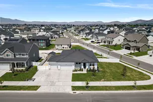 1611 E Cottontail Dr, Eagle Mountain, UT 84005 - Photo 2