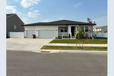 1611 E Cottontail Dr, Eagle Mountain, UT 84005 - Photo 1