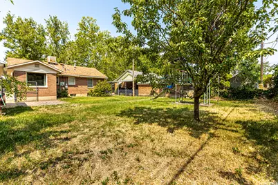 4044 S Liberty E, South Ogden, UT 84403 - Photo 10