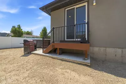 8391 S Meadowlark Ln, West Jordan, UT 84088 - Photo 34