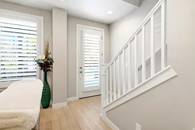 11123 S Kestrel Rise Rd, South Jordan, UT 84009 - Photo 8