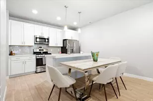 11123 S Kestrel Rise Rd, South Jordan, UT 84009 - Photo 12