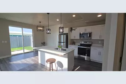 1061 W 1970 S, Orem, UT 84058 - Photo 8