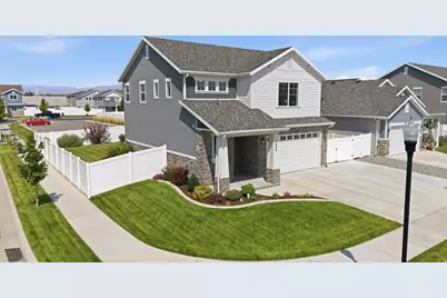 1644 W Red Pine Dr, Syracuse, UT 84075 - Photo 2