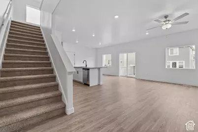 7136 Oquirrh Ranch Pkwy N, Eagle Mountain, UT 84005 - Photo 8