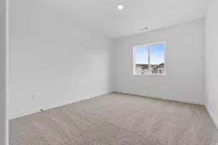 7136 Oquirrh Ranch Pkwy N, Eagle Mountain, UT 84005 - Photo 14