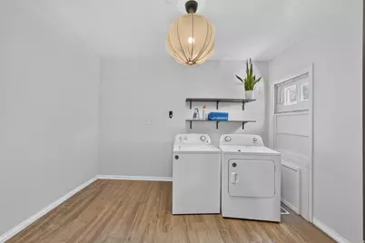 579 E Gentile S, Layton, UT 84041 - Photo 16