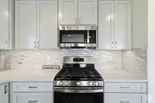 437 N 800 E, Hyde Park, UT 84318 - Photo 10