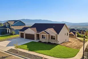 437 N 800 E, Hyde Park, UT 84318 - Photo 38