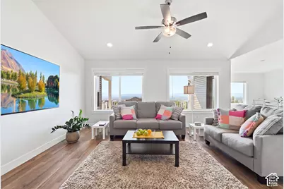 437 N 800 E, Hyde Park, UT 84318 - Photo 12