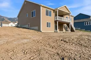 437 N 800 E, Hyde Park, UT 84318 - Photo 36