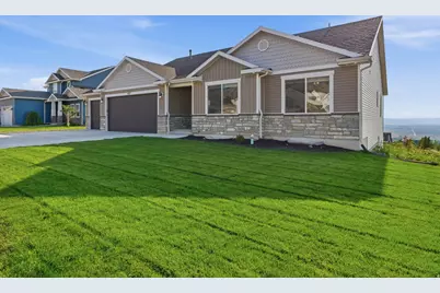 437 N 800 E, Hyde Park, UT 84318 - Photo 1