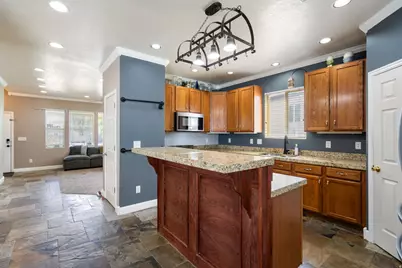 7743 N Rose St, Eagle Mountain, UT 84005 - Photo 8
