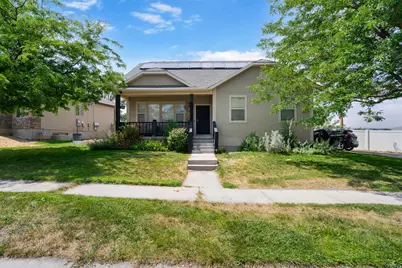 7743 N Rose St, Eagle Mountain, UT 84005 - Photo 2