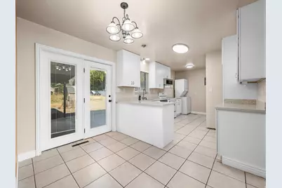 257 S 300 E, Salem, UT 84653 - Photo 4
