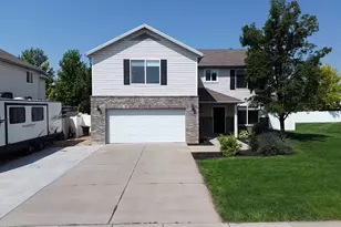 1872 S 575 E, Clearfield, UT 84015 - Photo 1