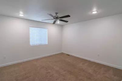 2624 S Pickwick St, Magna, UT 84044 - Photo 44
