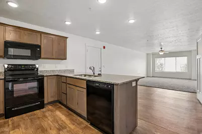715 E 550 S, American Fork, UT 84003 - Photo 26