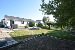 324 W Mutton Hollow Rd, Kaysville, UT 84037 - Photo 18
