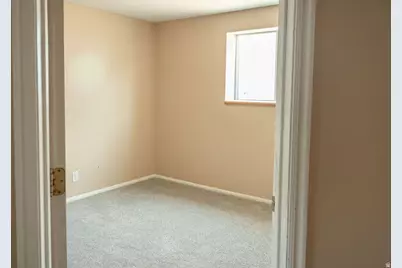 325 S 800 W, Vernal, UT 84078 - Photo 24