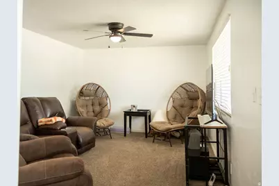 325 S 800 W, Vernal, UT 84078 - Photo 2