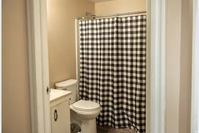 325 S 800 W, Vernal, UT 84078 - Photo 20