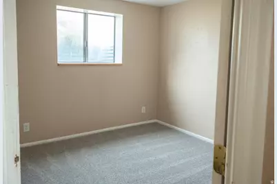 325 S 800 W, Vernal, UT 84078 - Photo 22